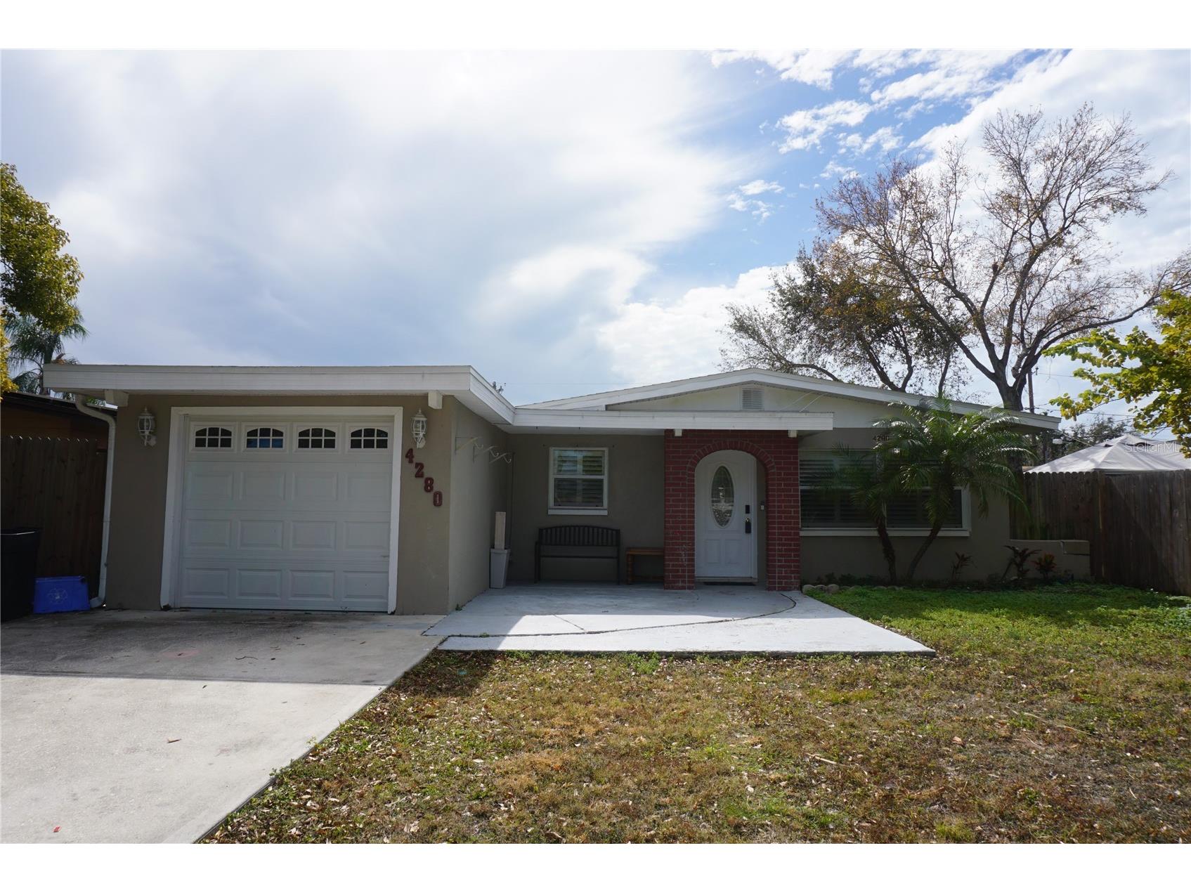 4280 69th Avenue N Pinellas Park FL 33781 TB8475349 image1