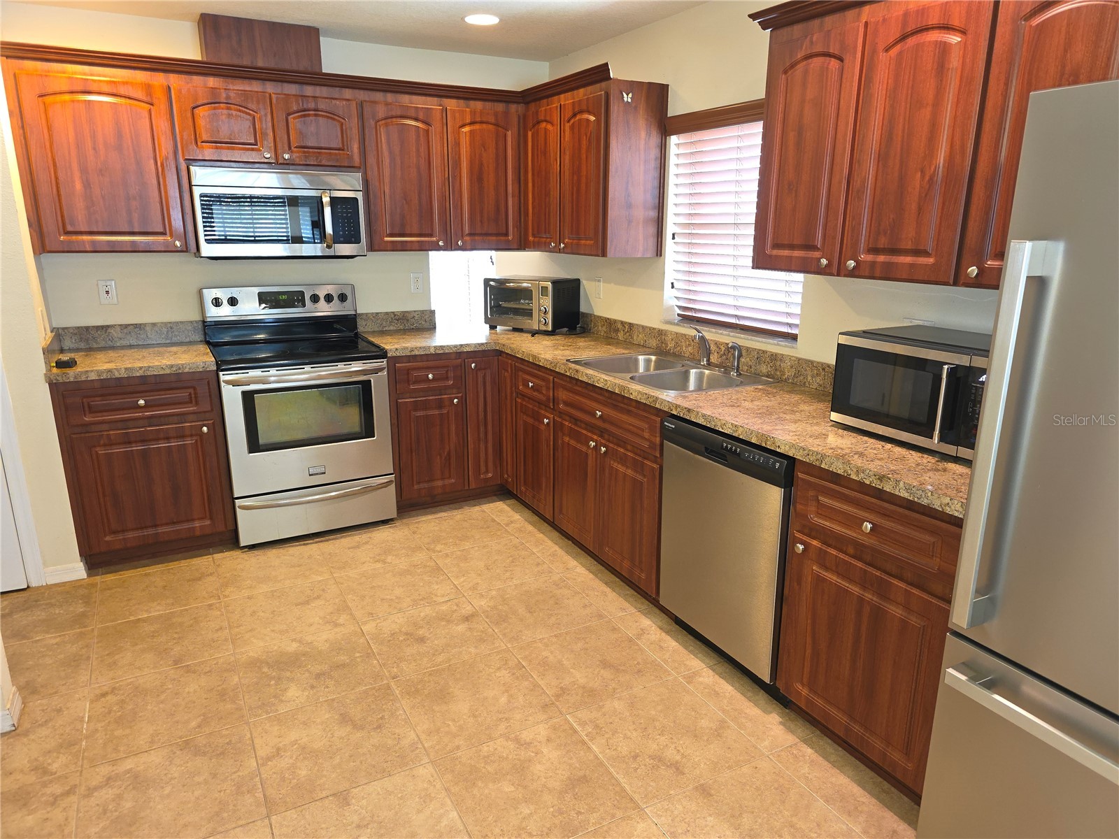 4284 High Ridge Avenue Spring Hill FL 34609 W7884853 image3