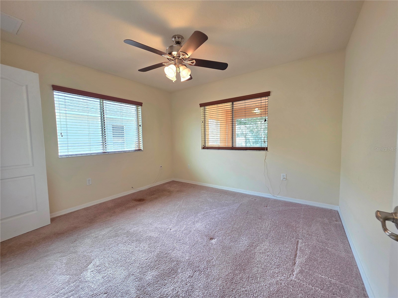4284 High Ridge Avenue Spring Hill FL 34609 W7884853 image32
