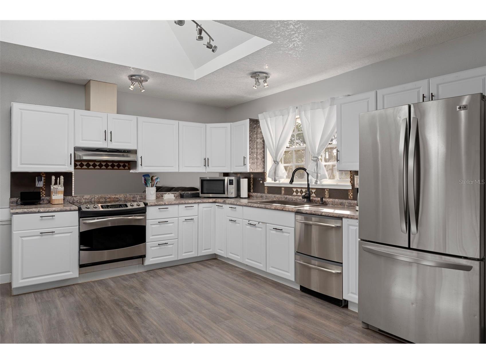 4286 Bluewater Avenue Spring Hill FL 34606 W7887885 image16