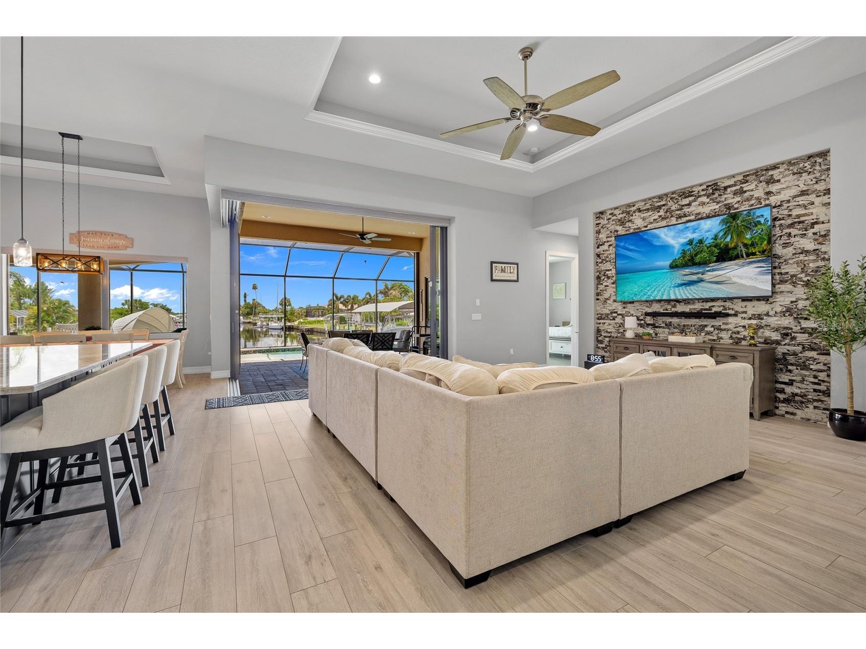 4286 Harbor Boulevard Port Charlotte FL 33952 - SEAWARD WATERWAY C7525118 image6