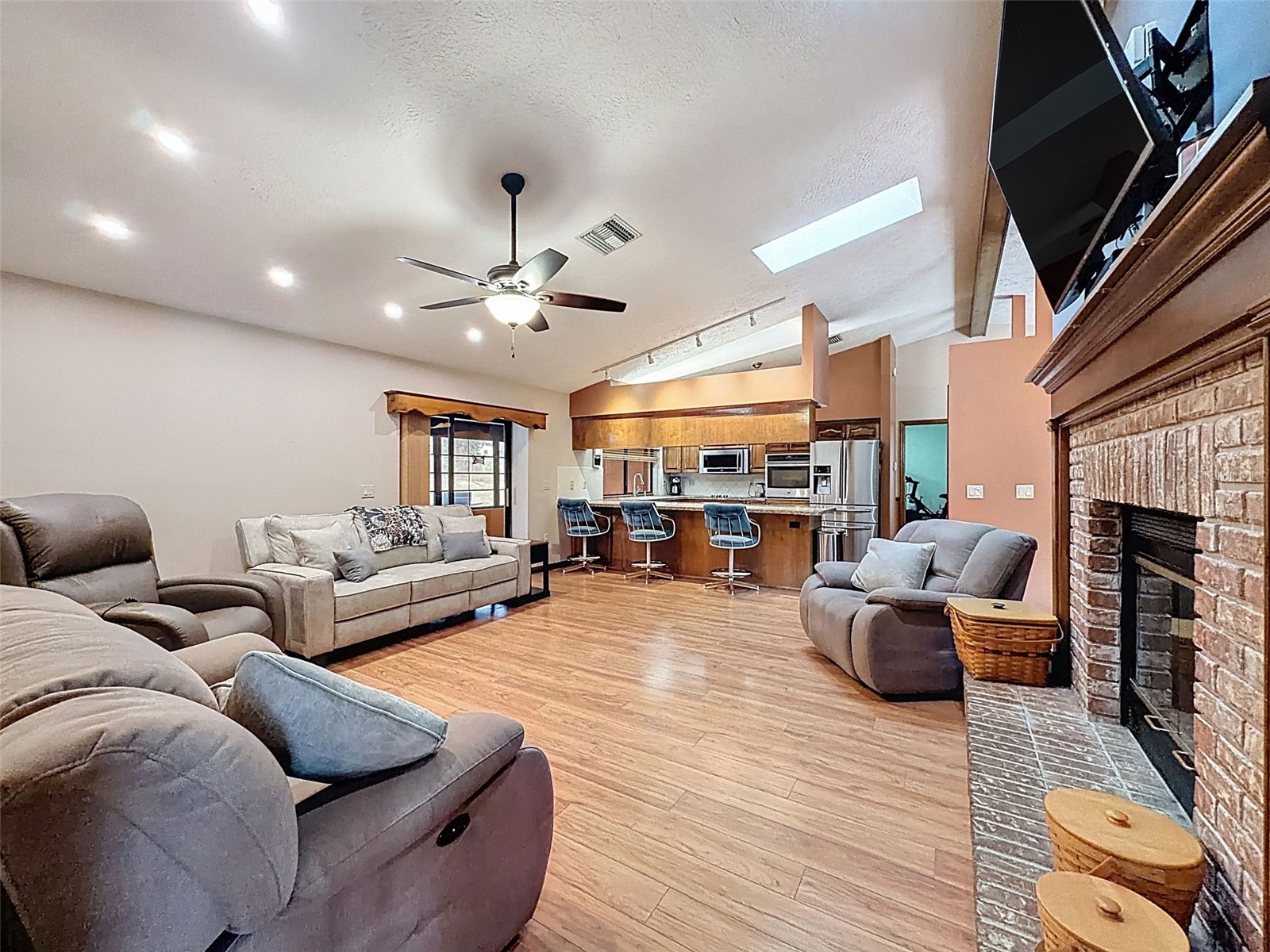 4289 Castle Avenue Spring Hill FL 34609 W7882119 image10