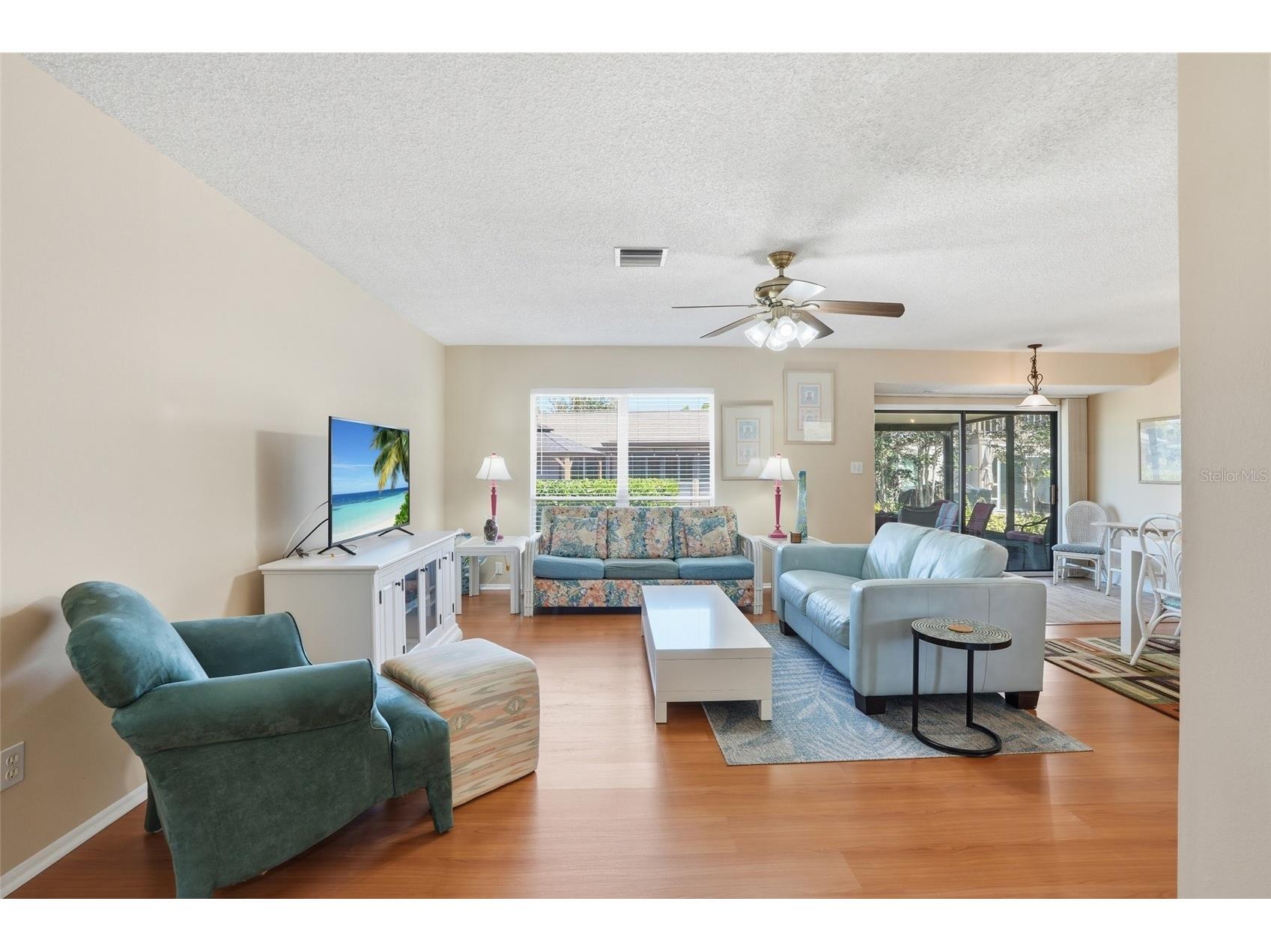 4289 Island Circle #1 Fort Myers FL 33919 C7525125 image2