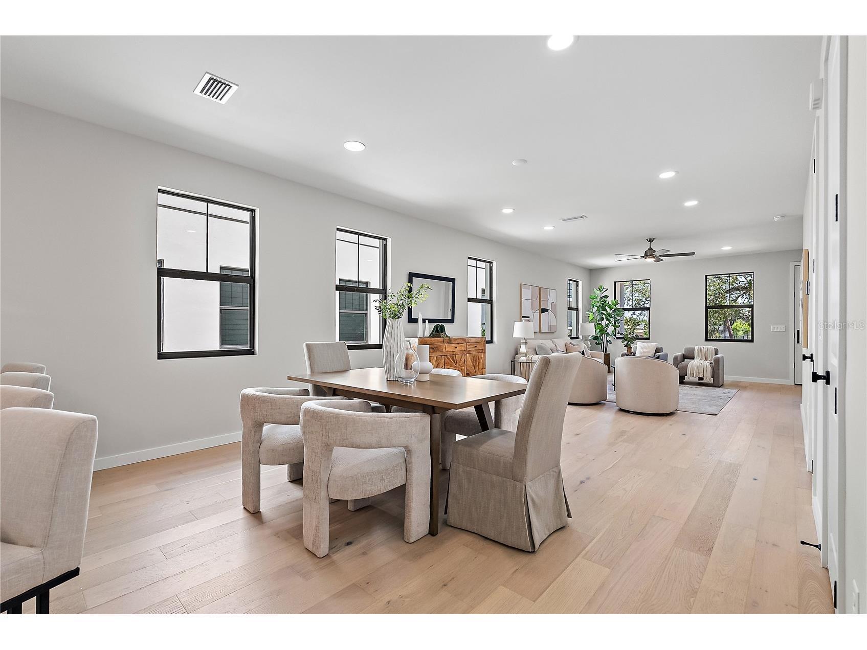 429 11th Avenue S Saint Petersburg FL 33701 TB8472246 image8