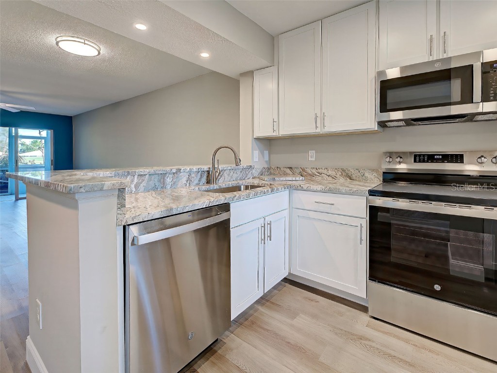 429 Cerromar Lane #352 Venice FL 34293 N6138092 image9