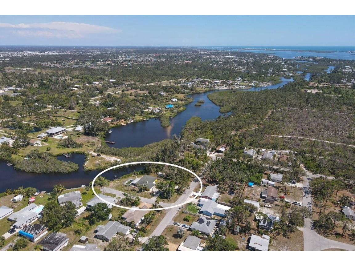 429 Court Street Englewood FL 34223 D6130707 image1