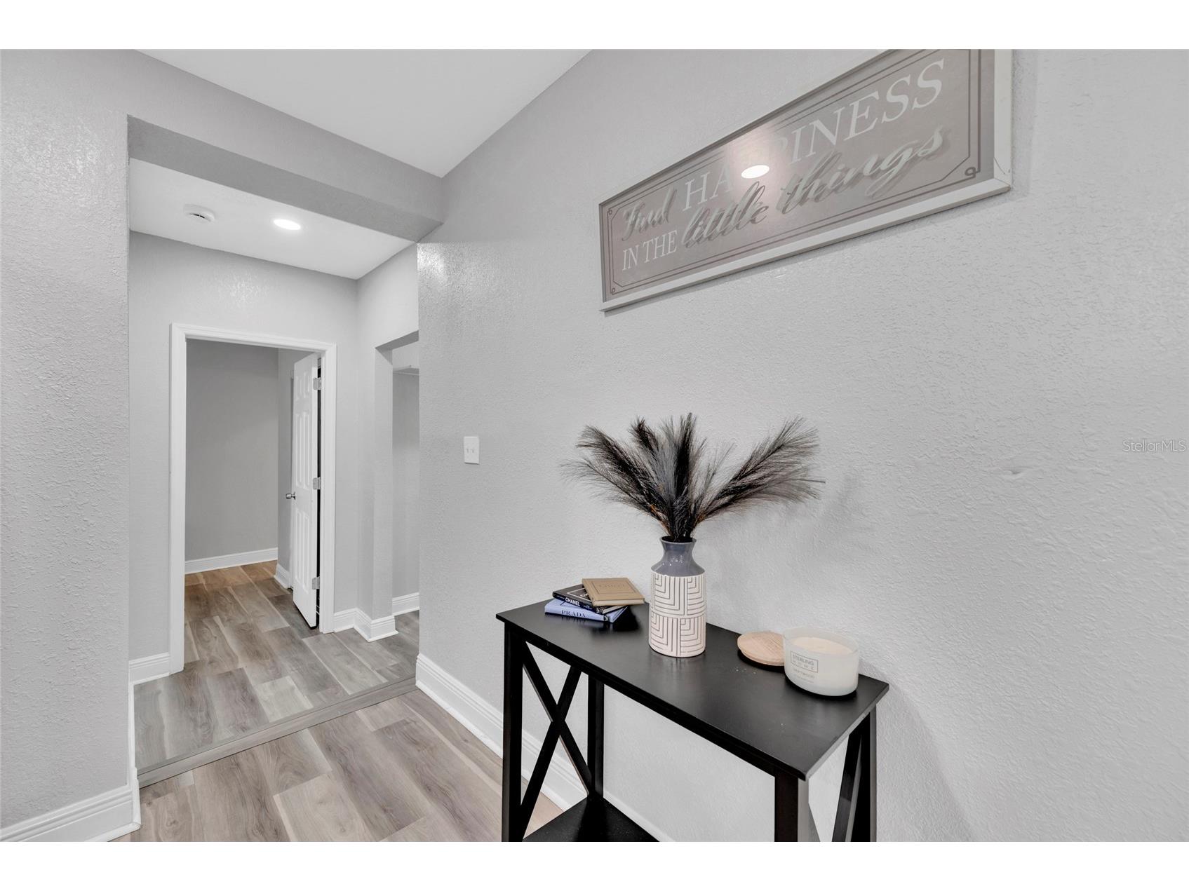429 E Oakwood Street Tarpon Springs FL 34689 TB8504836 image17