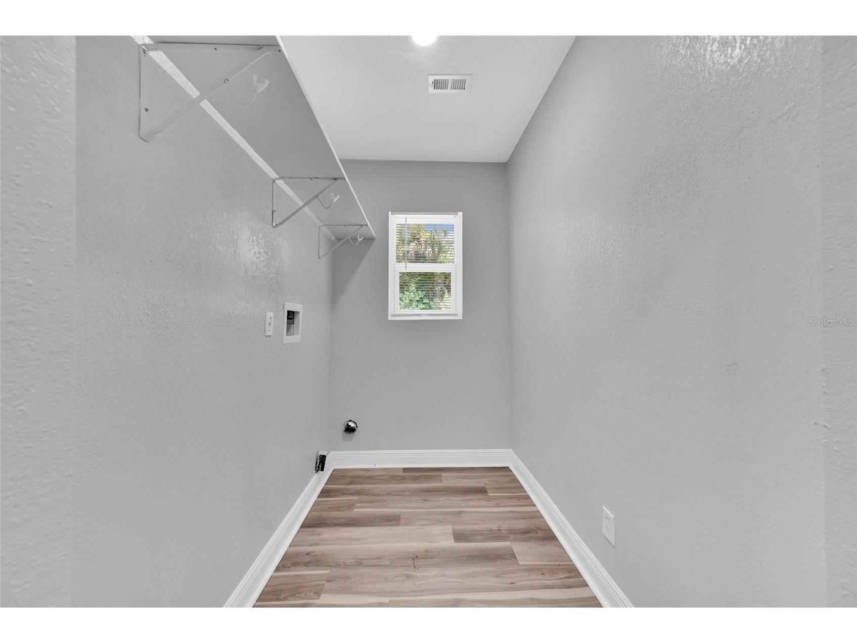 429 E Oakwood Street Tarpon Springs FL 34689 TB8504836 image18