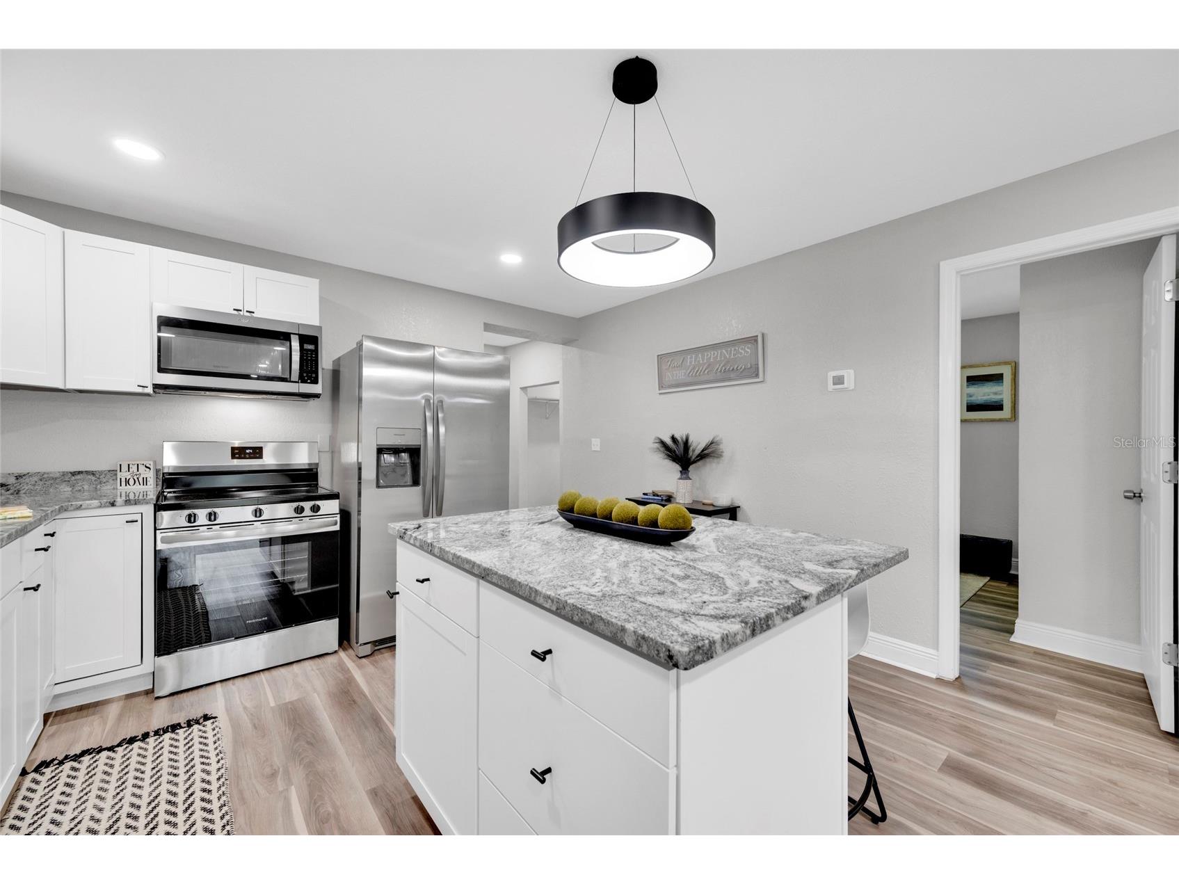 429 E Oakwood Street Tarpon Springs FL 34689 TB8504836 image2