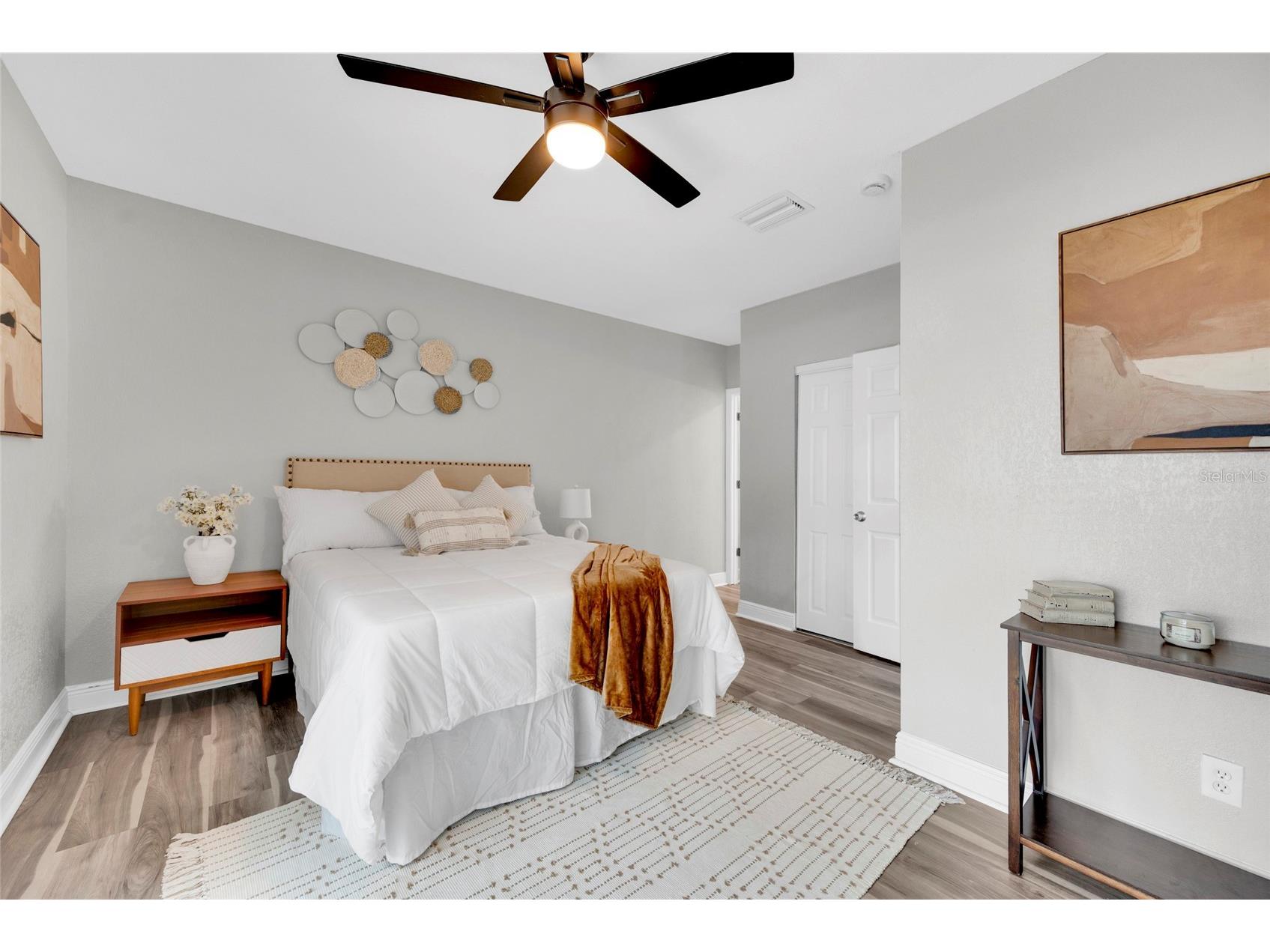 429 E Oakwood Street Tarpon Springs FL 34689 TB8504836 image3
