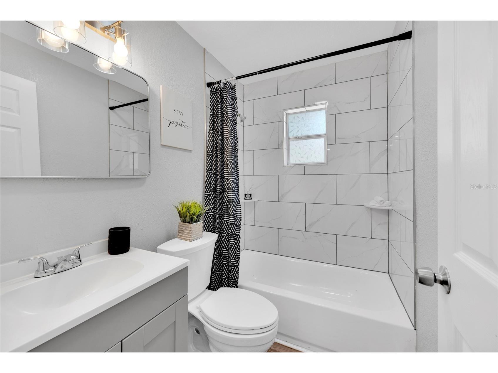 429 E Oakwood Street Tarpon Springs FL 34689 TB8504836 image5