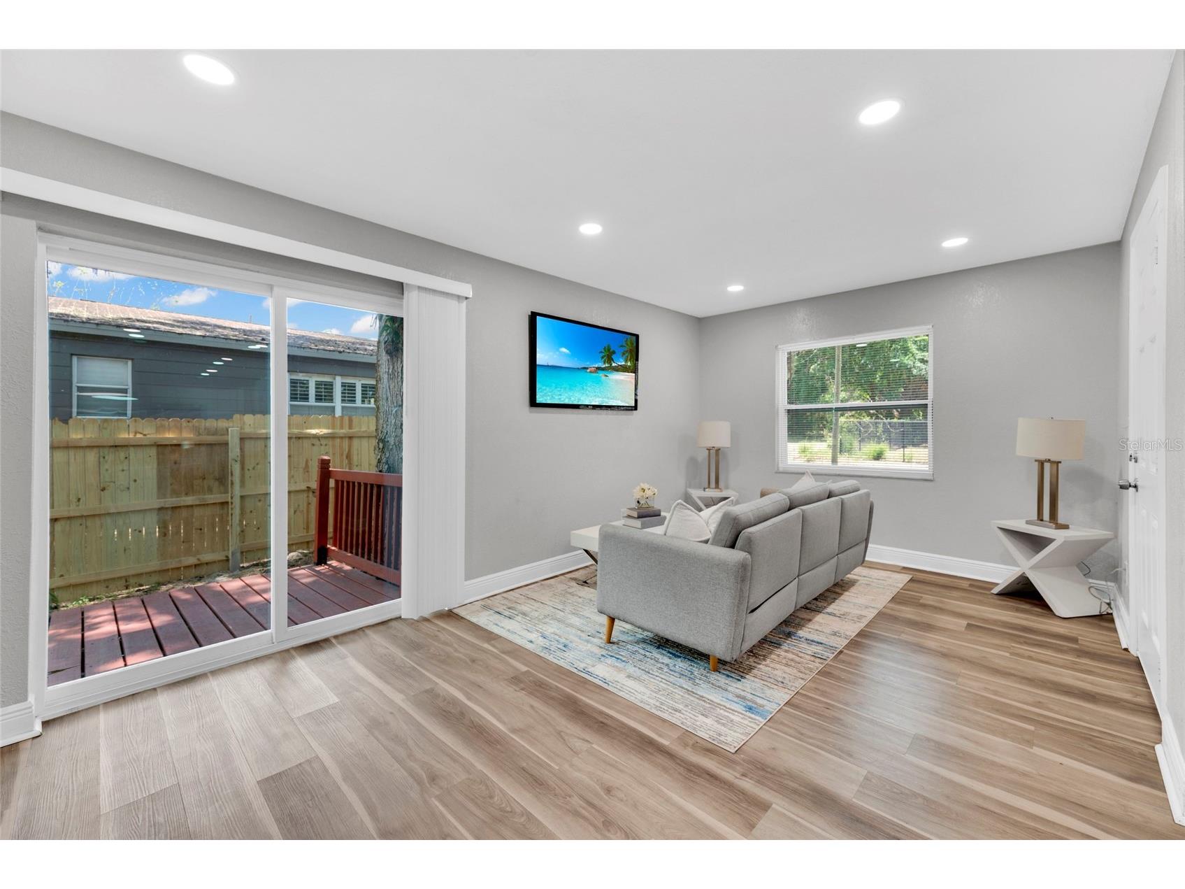 429 E Oakwood Street Tarpon Springs FL 34689 TB8504836 image8