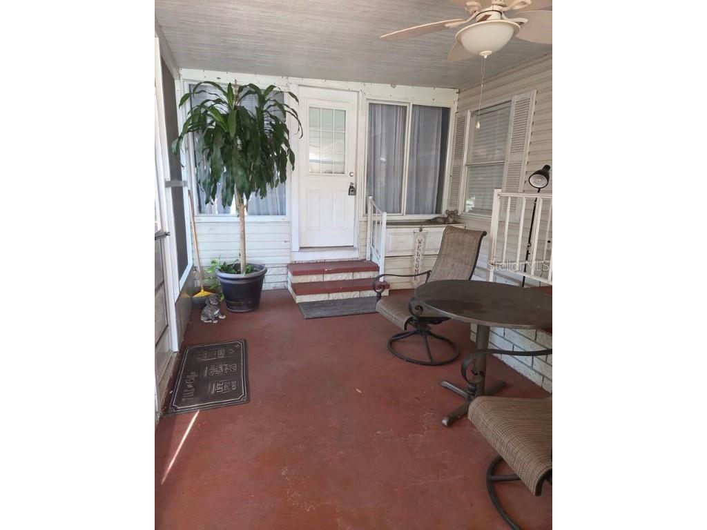 429 Heron Hollow Plant City FL 33565 TB8452088 image2