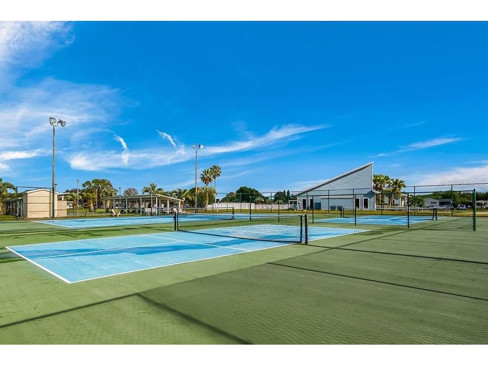 429 Heron Hollow Plant City FL 33565 TB8452088 image26