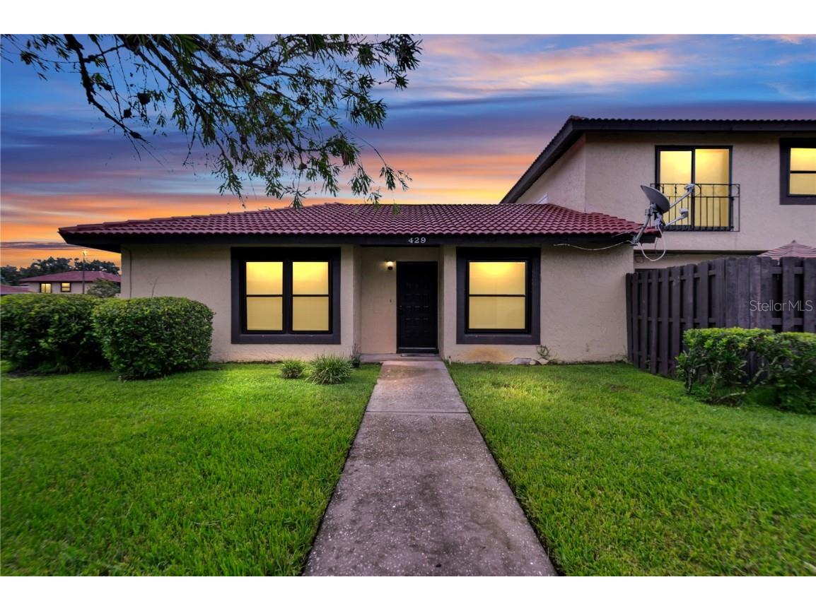 429 Hunter Circle Kissimmee FL 34758 S5092410 image1