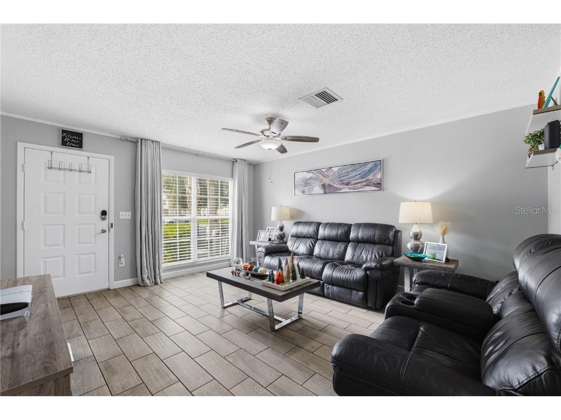 429 Kensington Lake Circle Brandon FL 33511 TB8452698 image4