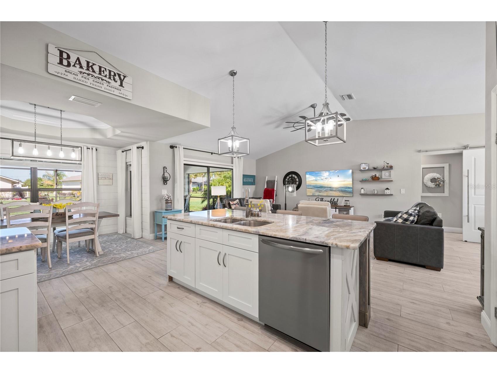 429 Londrina Drive Punta Gorda FL 33983 C7528570 image17