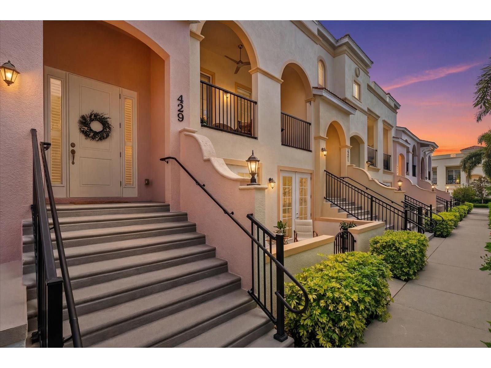 429 Nokomis Avenue S Venice FL 34285 N6143458 image1