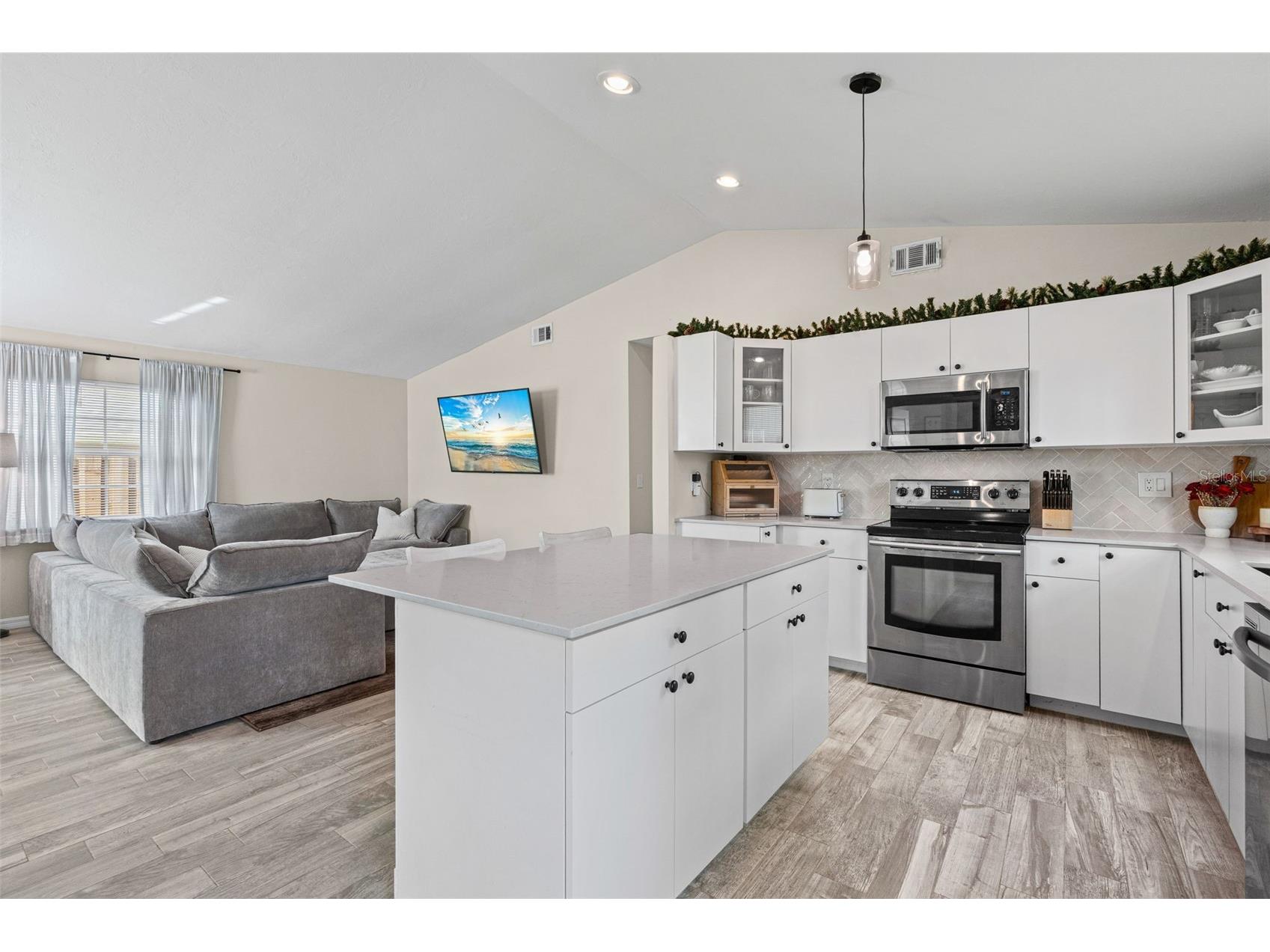 429 Patterson Avenue Osprey FL 34229 A4697505 image12