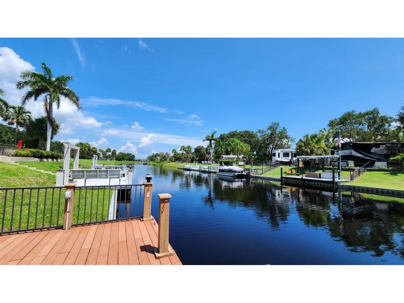 429 Waterway Drive Lake Wales FL 33898 - KISSIMMEE RIVER TO LAKE U8205119 image1