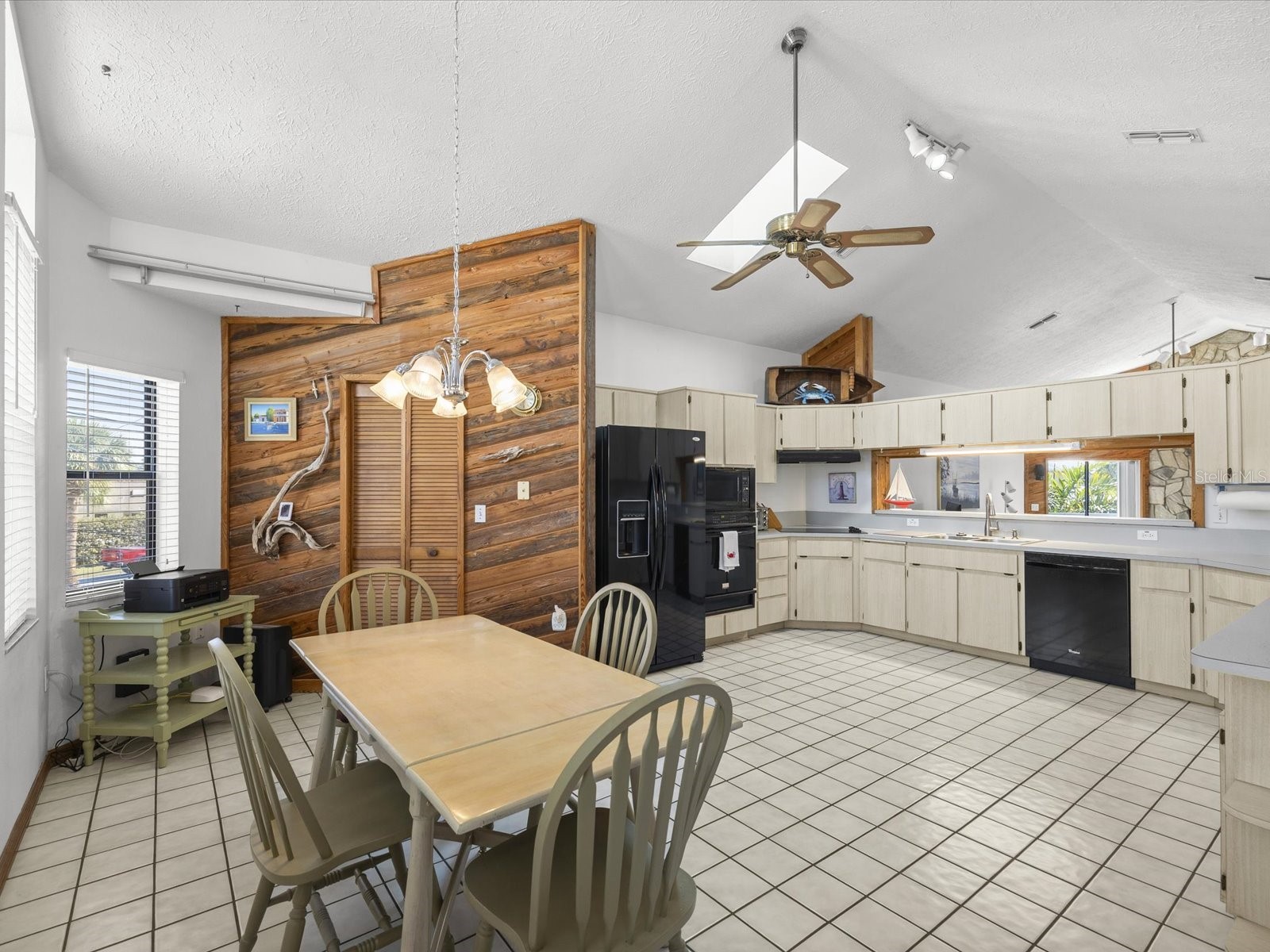 4290 Carlos Court Weeki Wachee FL 34607 W7882666 image25