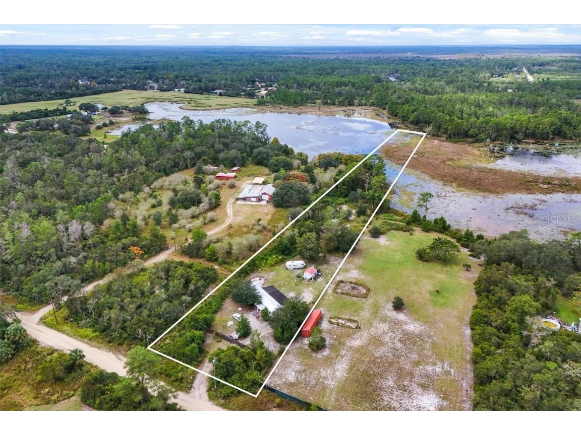 42901 Jewell Drive Deland FL 32720 V4945368 image1