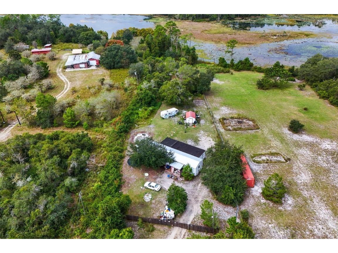 42901 Jewell Drive Deland FL 32720 V4945368 image11