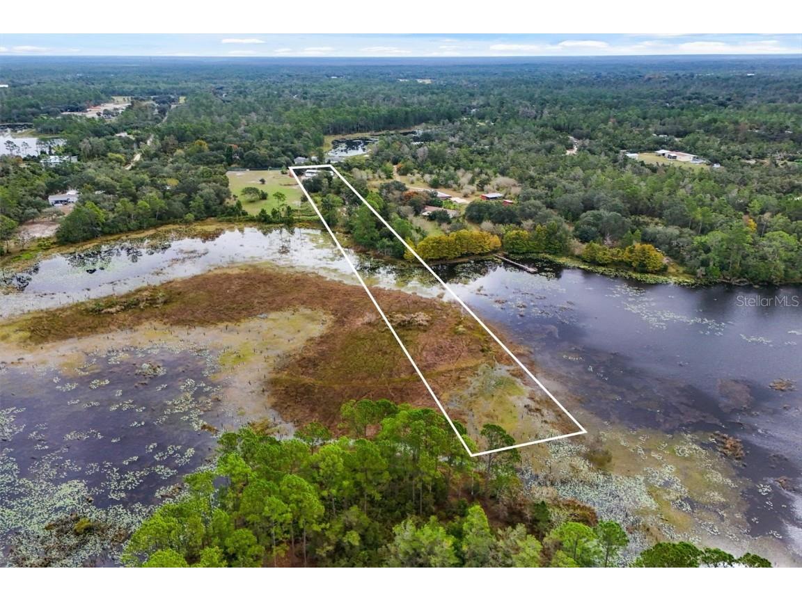 42901 Jewell Drive Deland FL 32720 V4945368 image4