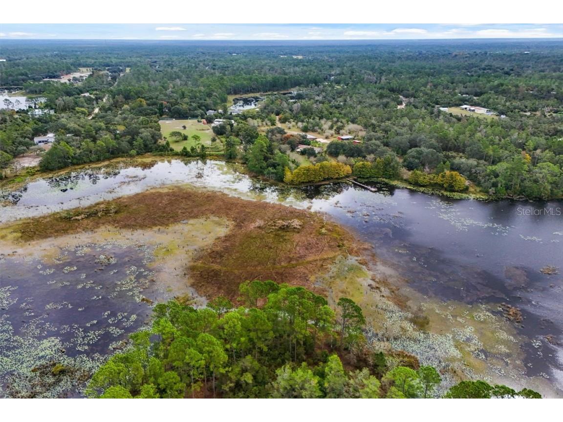 42901 Jewell Drive Deland FL 32720 V4945368 image5