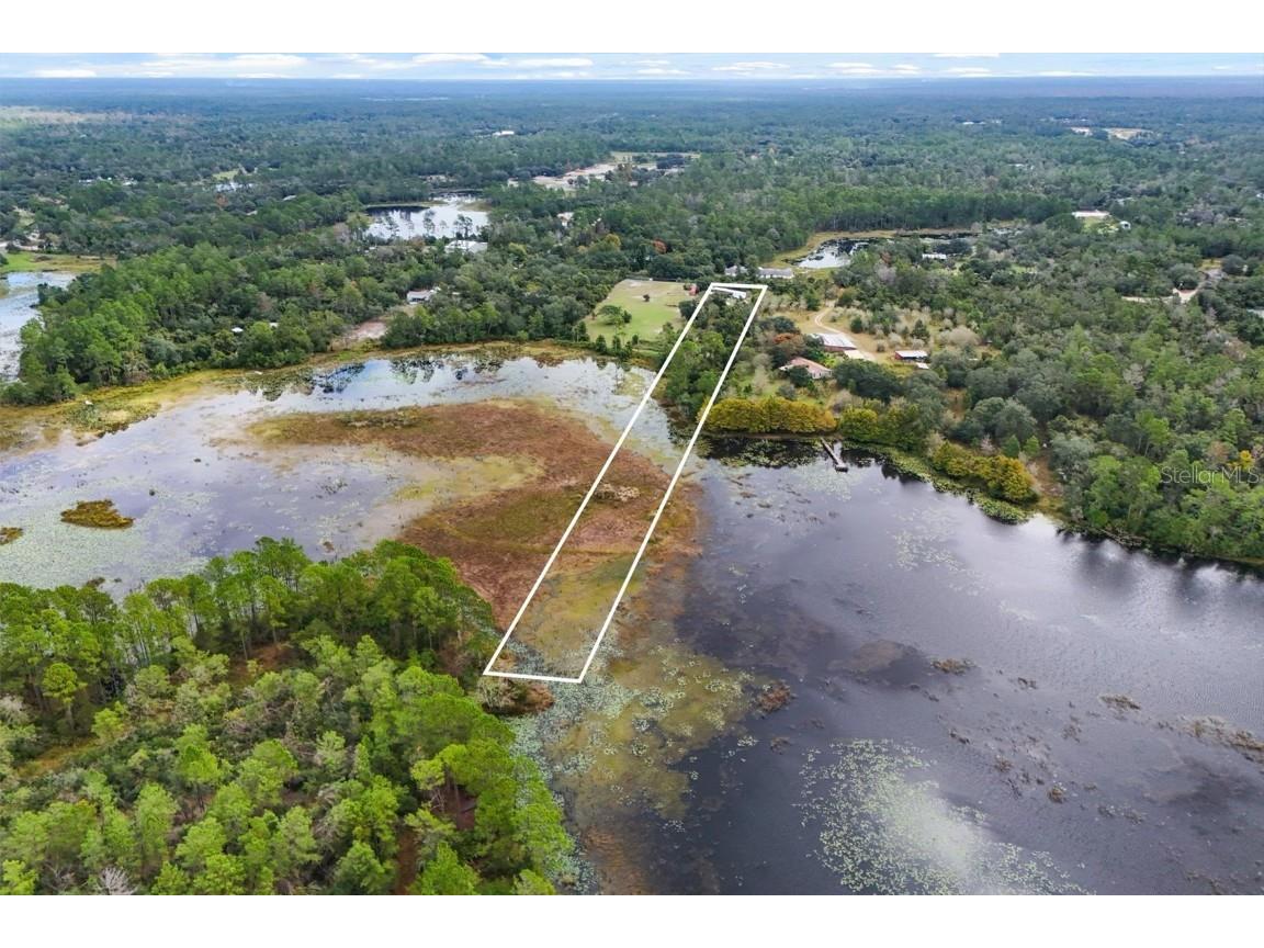 42901 Jewell Drive Deland FL 32720 V4945368 image9