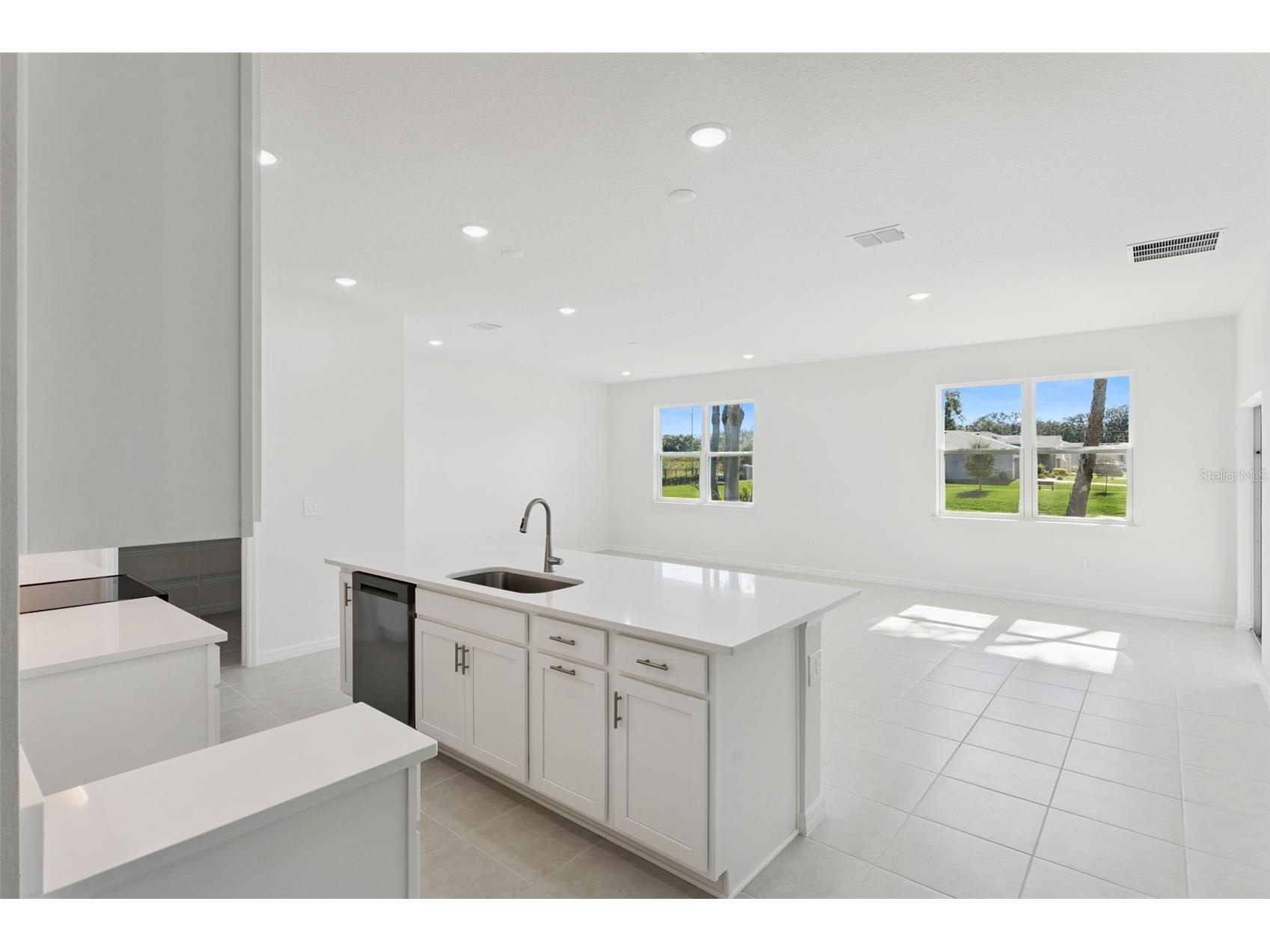 4291 Darby Court Eustis FL 32736 W7879039 image5