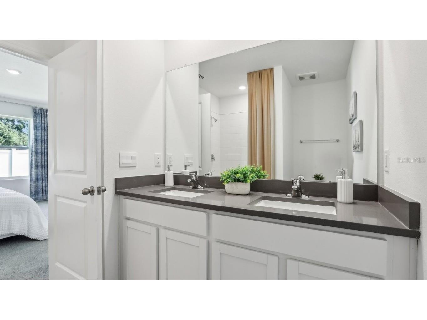 4291 Sand Dollar Way Zephyrhills FL 33541 TB8443975 image32