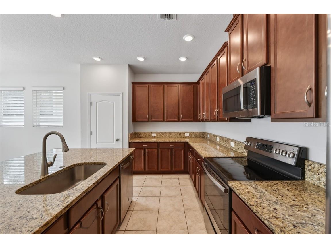 4294 Hibiscus Bloom Drive Orlando FL 32822 O6364741 image36