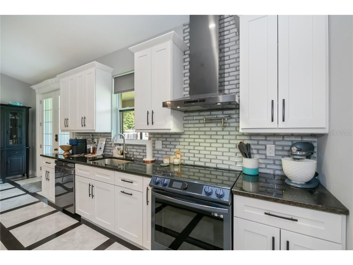 4294 Wooley Avenue North Port FL 34287 C7510891 image13