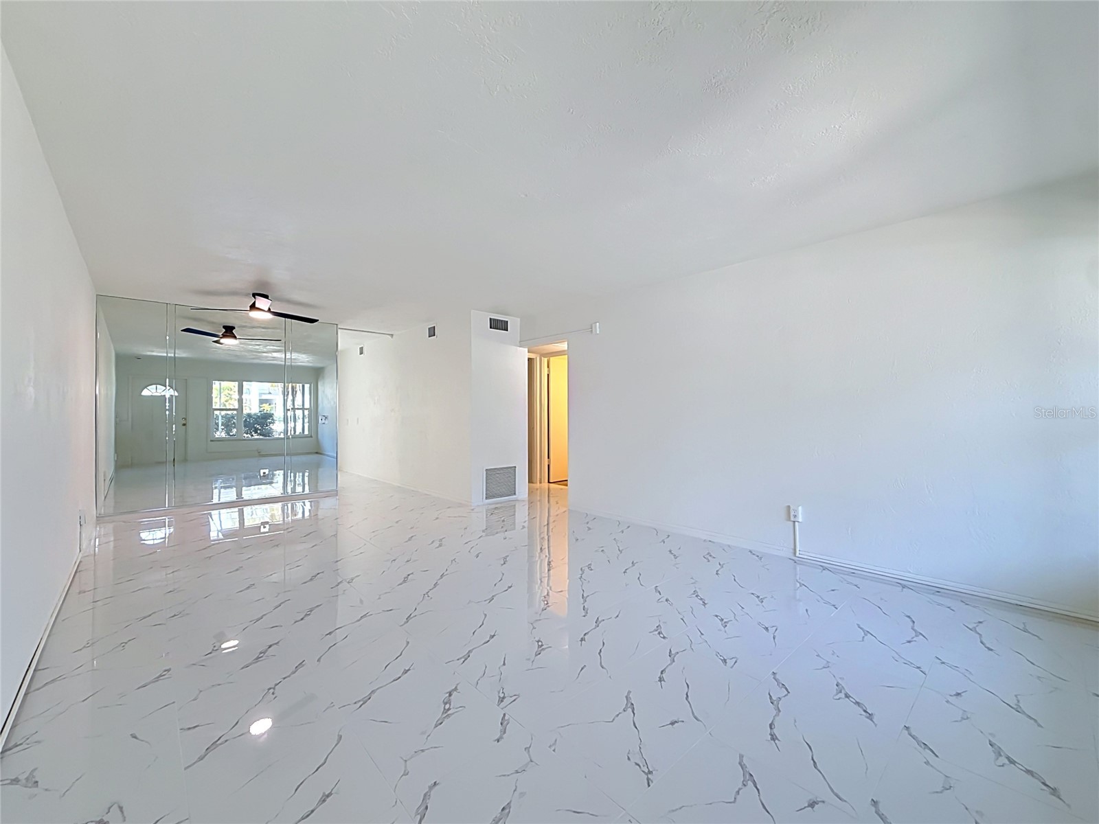 4295 58th Way N #1604 Kenneth City FL 33709 TB8501522 image9