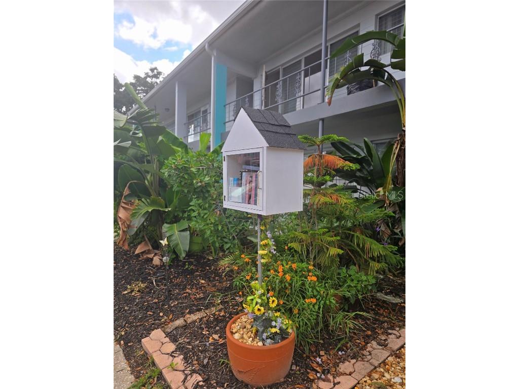 4295 58th Way N #1702 Kenneth City FL 33709 G5086620 image1