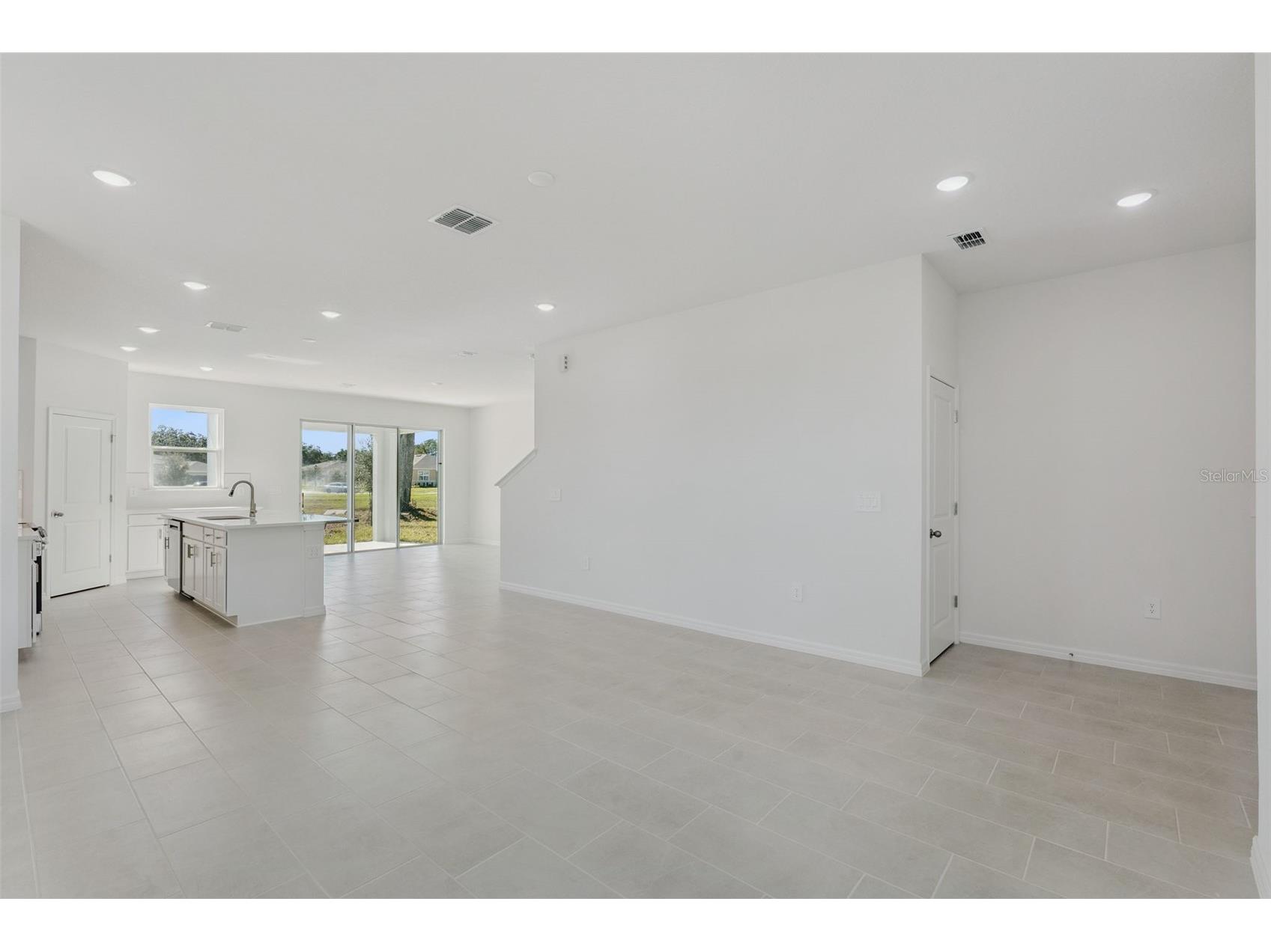 4295 Darby Court Eustis FL 32736 W7879064 image4