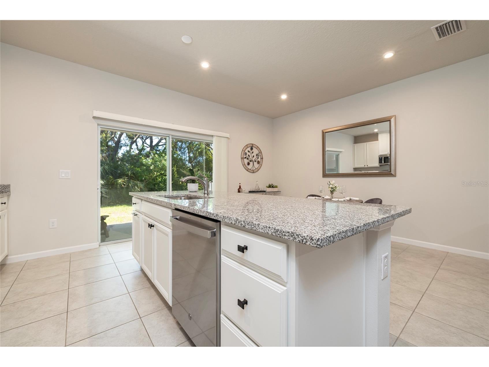 4298 Harbour Palm Drive Holiday FL 34691 TB8530575 image17
