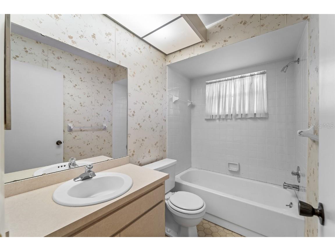 4299 Oakhurst Circle E #3052 Sarasota FL 34233 A4674419 image10