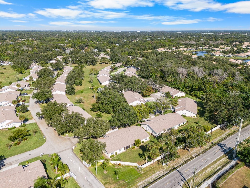 4299 Oakhurst Circle E #3052 Sarasota FL 34233 A4674419 image18