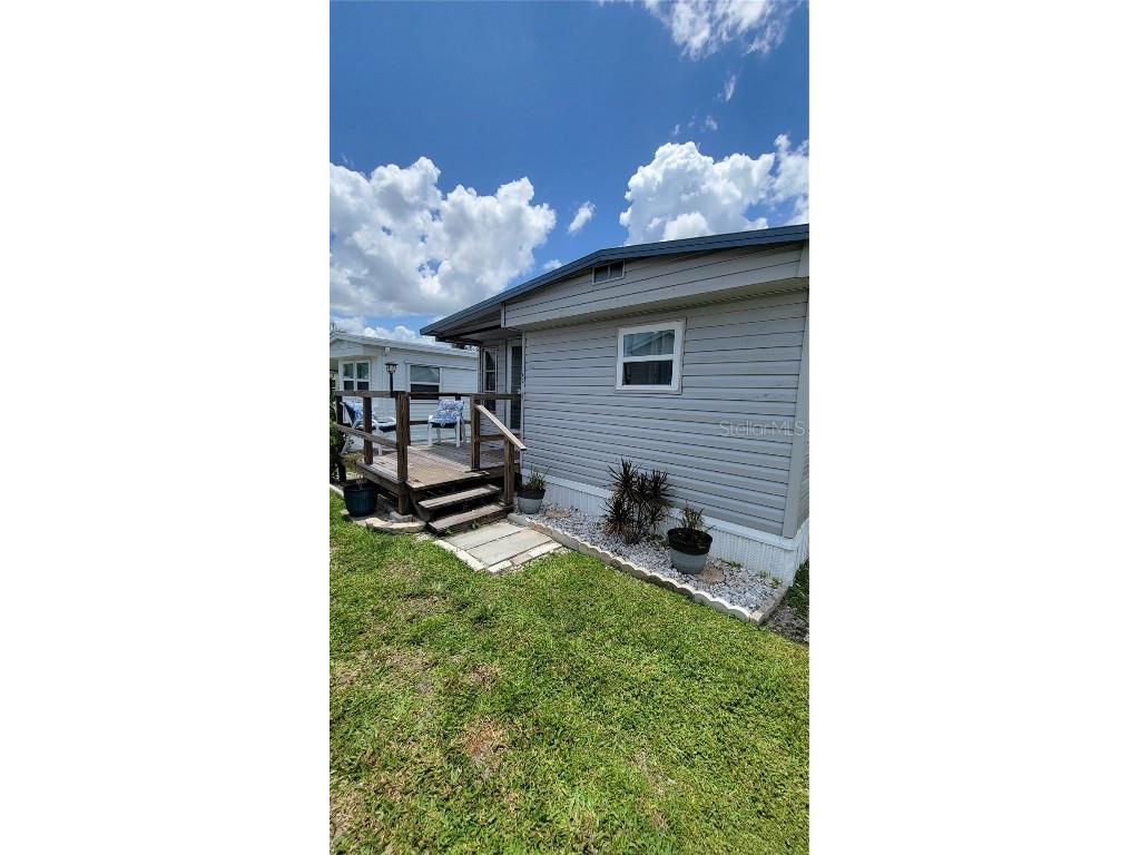 43 4th Street Punta Gorda FL 33982 C7512480 image1