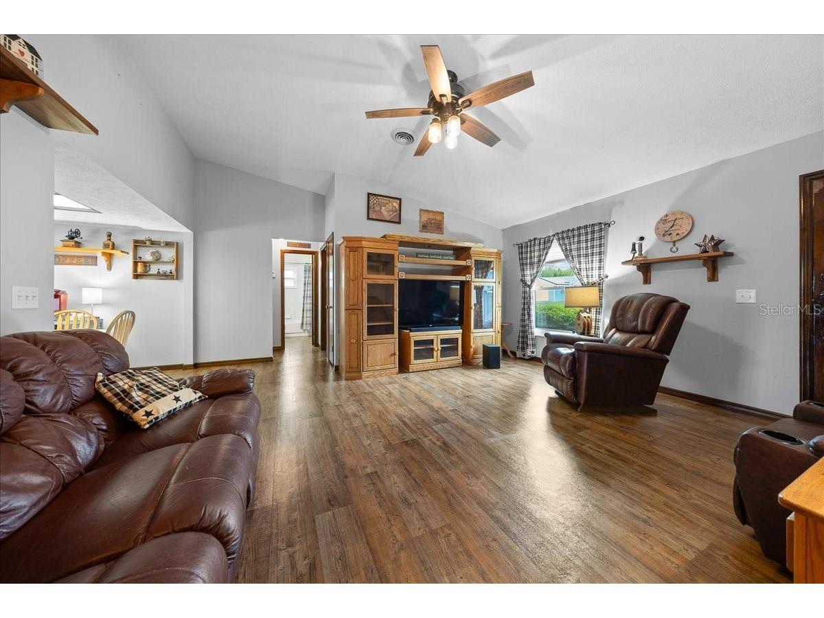 43 Banyan Drive Ocala FL 34472 OM726260 image4