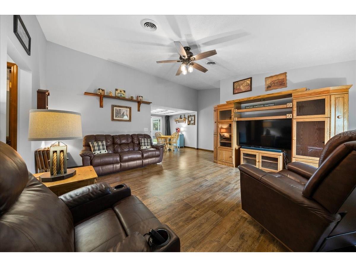 43 Banyan Drive Ocala FL 34472 OM726260 image7