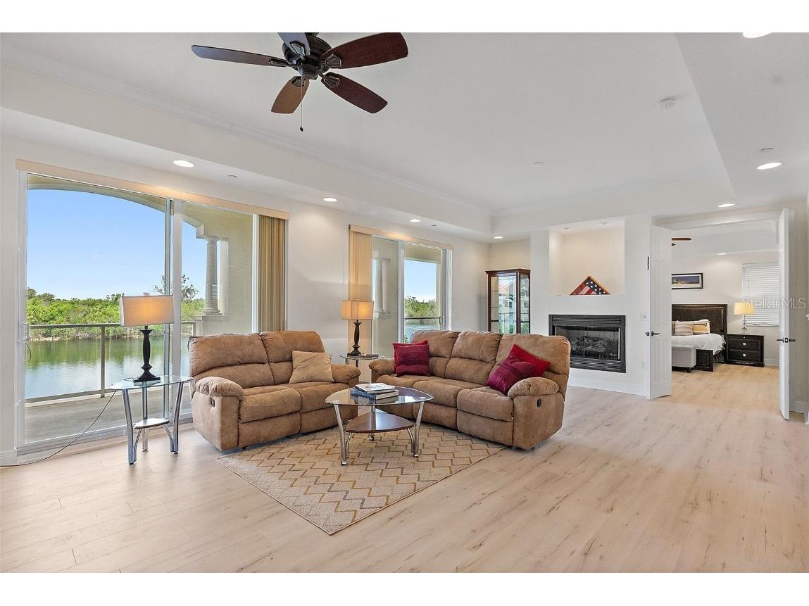 43 Bayview Court S #A Saint Petersburg FL 33711 TB8459380 image17