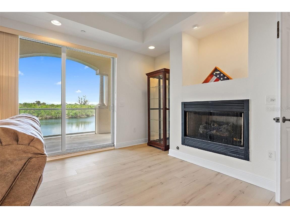 43 Bayview Court S #A Saint Petersburg FL 33711 TB8459380 image18