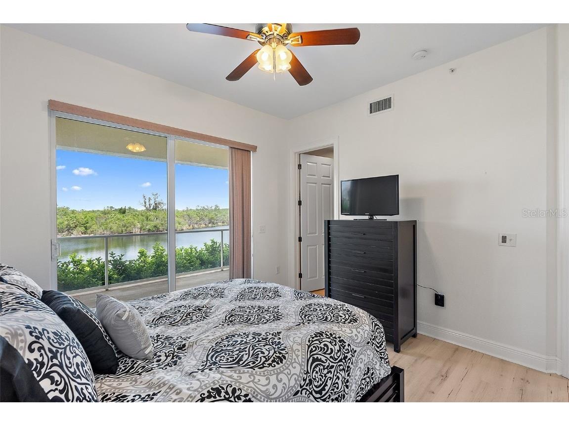 43 Bayview Court S #A Saint Petersburg FL 33711 TB8459380 image29