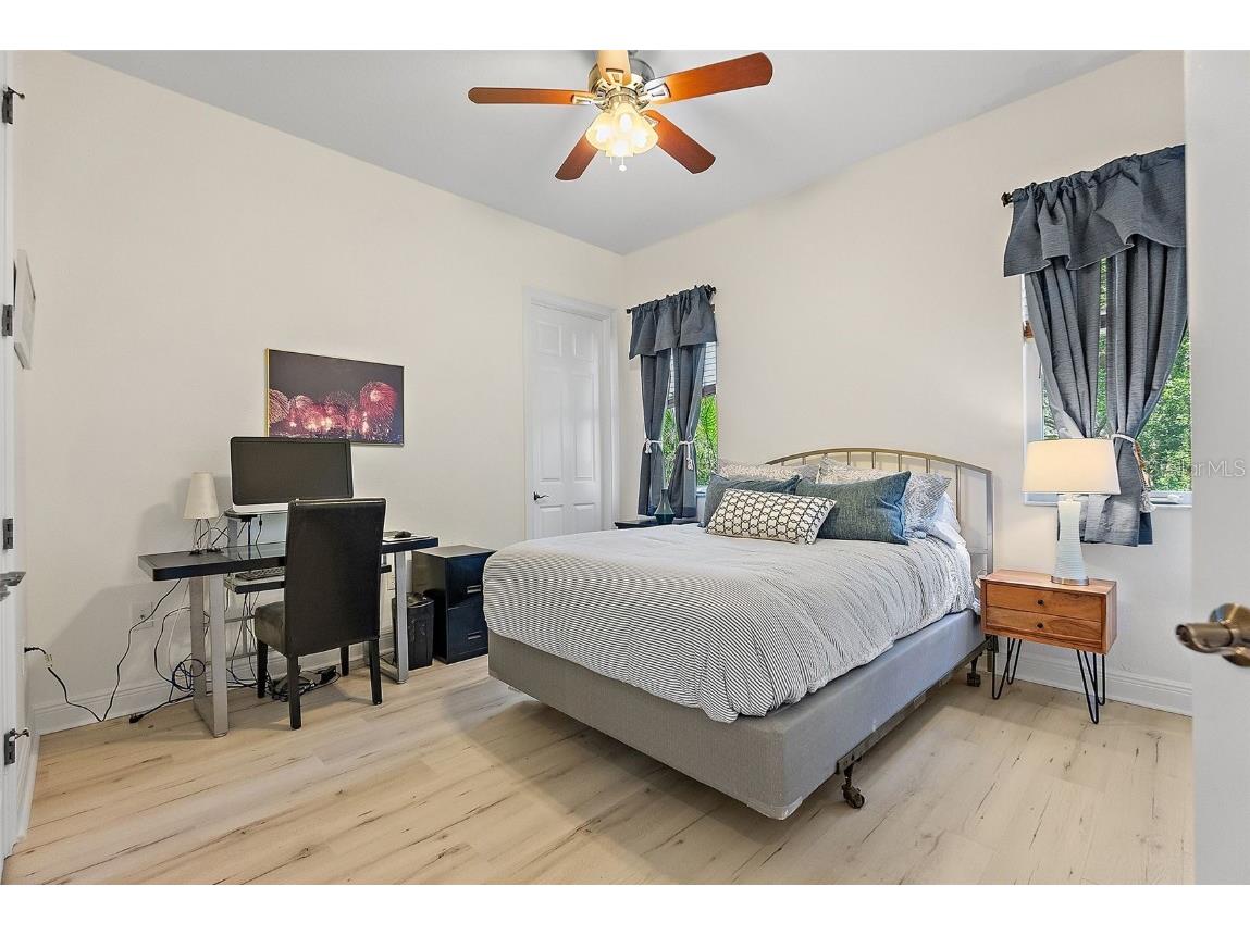 43 Bayview Court S #A Saint Petersburg FL 33711 TB8459380 image32