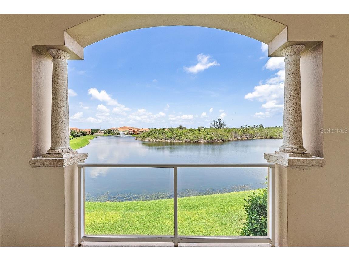 43 Bayview Court S #A Saint Petersburg FL 33711 TB8459380 image40