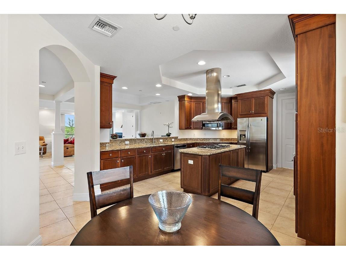 43 Bayview Court S #A Saint Petersburg FL 33711 TB8459380 image5