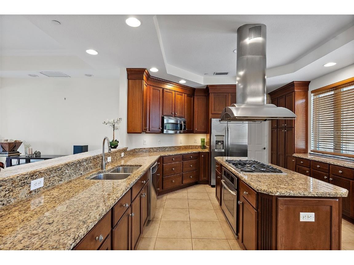 43 Bayview Court S #A Saint Petersburg FL 33711 TB8459380 image8